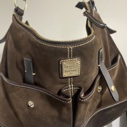 Dooney & Bourke 