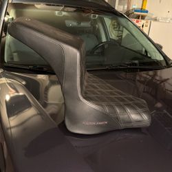 Saddlemen Motorcycle Seat 