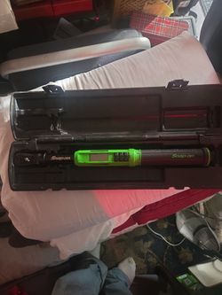 Snap-on Digital Torque Wrench with Case
