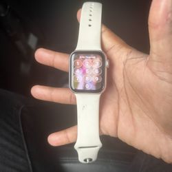 Apple Watch SE