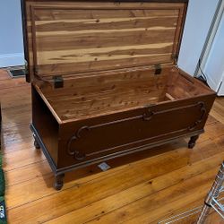 1930 antique wooden cedar chest, 