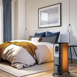 (NEW)$40 Space Heater 1,500-Watt Digital  Electric Oil-Filled Radiant Portable
