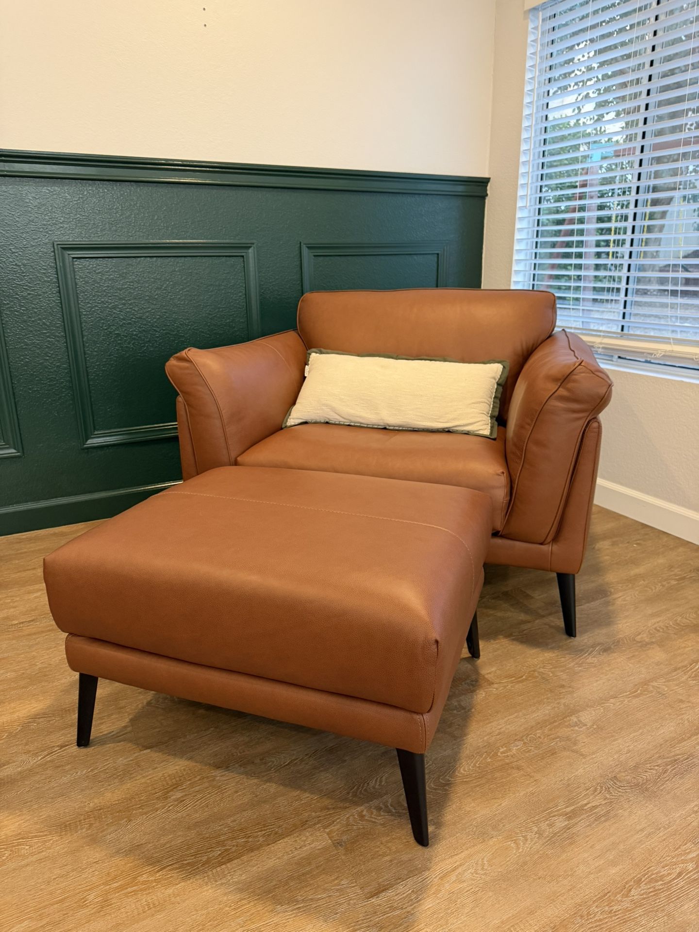 Leather Chair With Ottoman