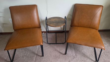 Cognac brown chairs and table