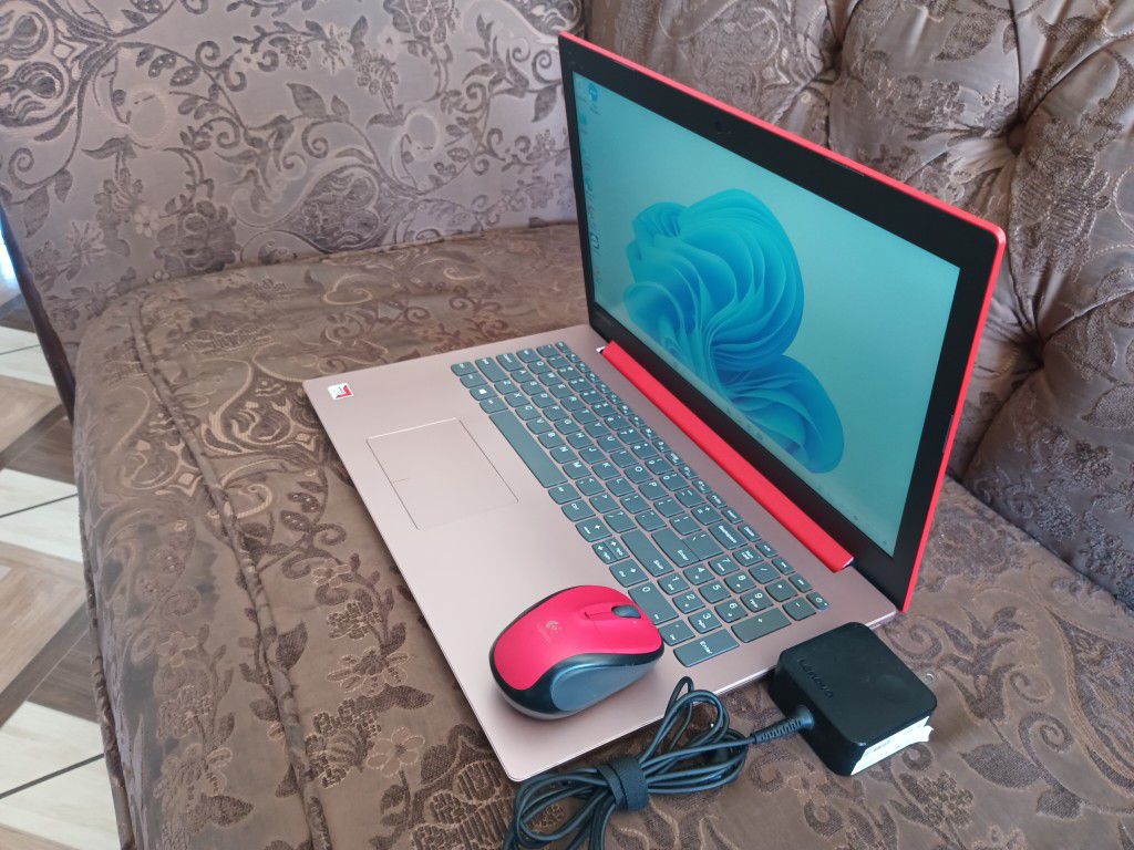 Laptop Lenovo IdeaPad Roja-330-AMD-A9-Rapida.