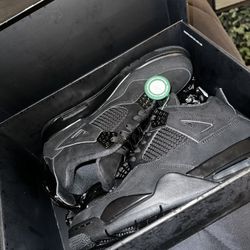 DS Jordan 4 “Black Cat”- Size 10