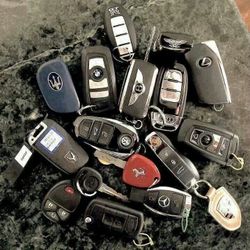 Car Key fob Mercedes benz key fob Bmw key fob Lexus key fob Bentley key Ford key and more