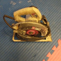 Porter And Cable 7 1/2 In Skill Saw