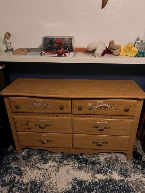 Dresser