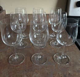 Crate and Barrel 12 Oz Long Stem Wine Glasses - 9 Glasses
