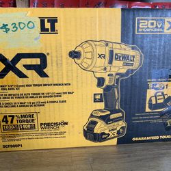 DEWALT 20V MAX Lithium-Ion Cordless 1/2 in. Impact Wrench Kit