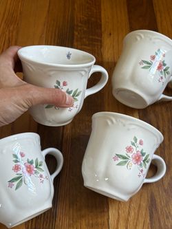 Set of 4 Floral Ceramic Coffee / tea Mugs