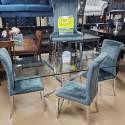 Glam Glass Dining Set WITH Chairs Sooo Beautiful 