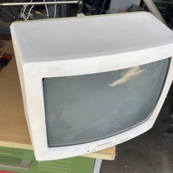 TESTED Vintage SHARP 13" CRT Color TV 13J-M150 Retro Gaming Front A/V Input
