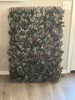 Expandable Privacy Fence Screen