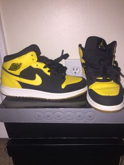 AIR JORDAN 1 SZ5.5 $40 OBO