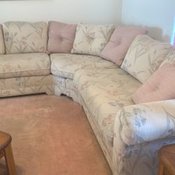 Sofa couch with matching painting and lamps.  All In Excellent Condition