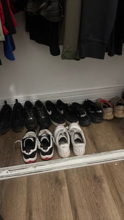 Size 9 Air forces , Jordan concords , black and white air forces , Supreme air forces , Vapor max For sale
