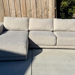 Modern Light Gray Sectional Sofa w/ Chaise – Clean + Free Delivery 🚚