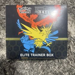 Hidden fates Elite Trainer box