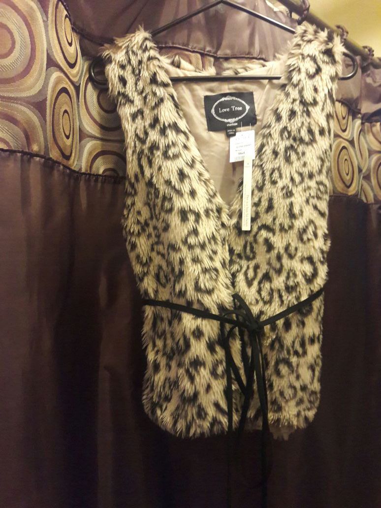 Fur Vest New with tags size: Medium