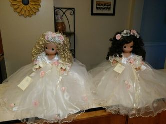 Precious Moments Dolls.  Collectors Item.. 