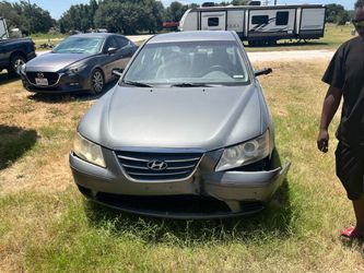 CAR SELLING AS IS