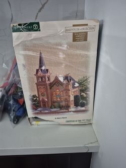 Dept 56 Christmas in the city- cash only. Excellent condition. This is a steal