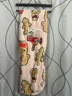 Hello Kitty Christmas Blanket