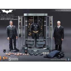 1/6 Hot Toys Dark Knight MMS236 Batman Armory with Bruce Wayne & Alfred Pennyworth 1/6th Scale Collectible Set