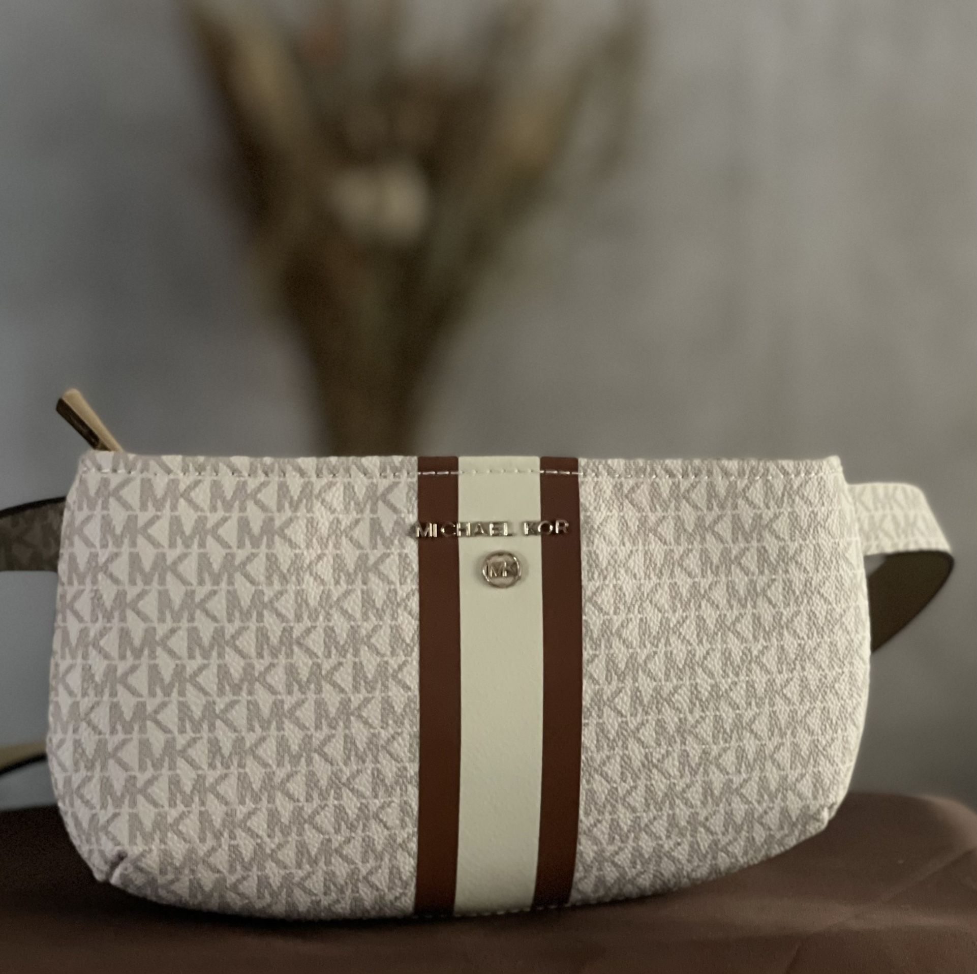 Michael Kors Belt cream with gray logo NWT MICHAEL Michael Kors LOGO BELT WITH GROMMETS - Belt - light  main image 3