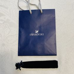 Valentine’s Day! Swarovski Crystalline Ballpoint Pen, Black Ink in Lilac Colored Casing, Crystal Design, from the Crystalline Collection. Brand new. E