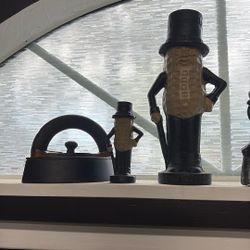  Cast Iron Antiques 