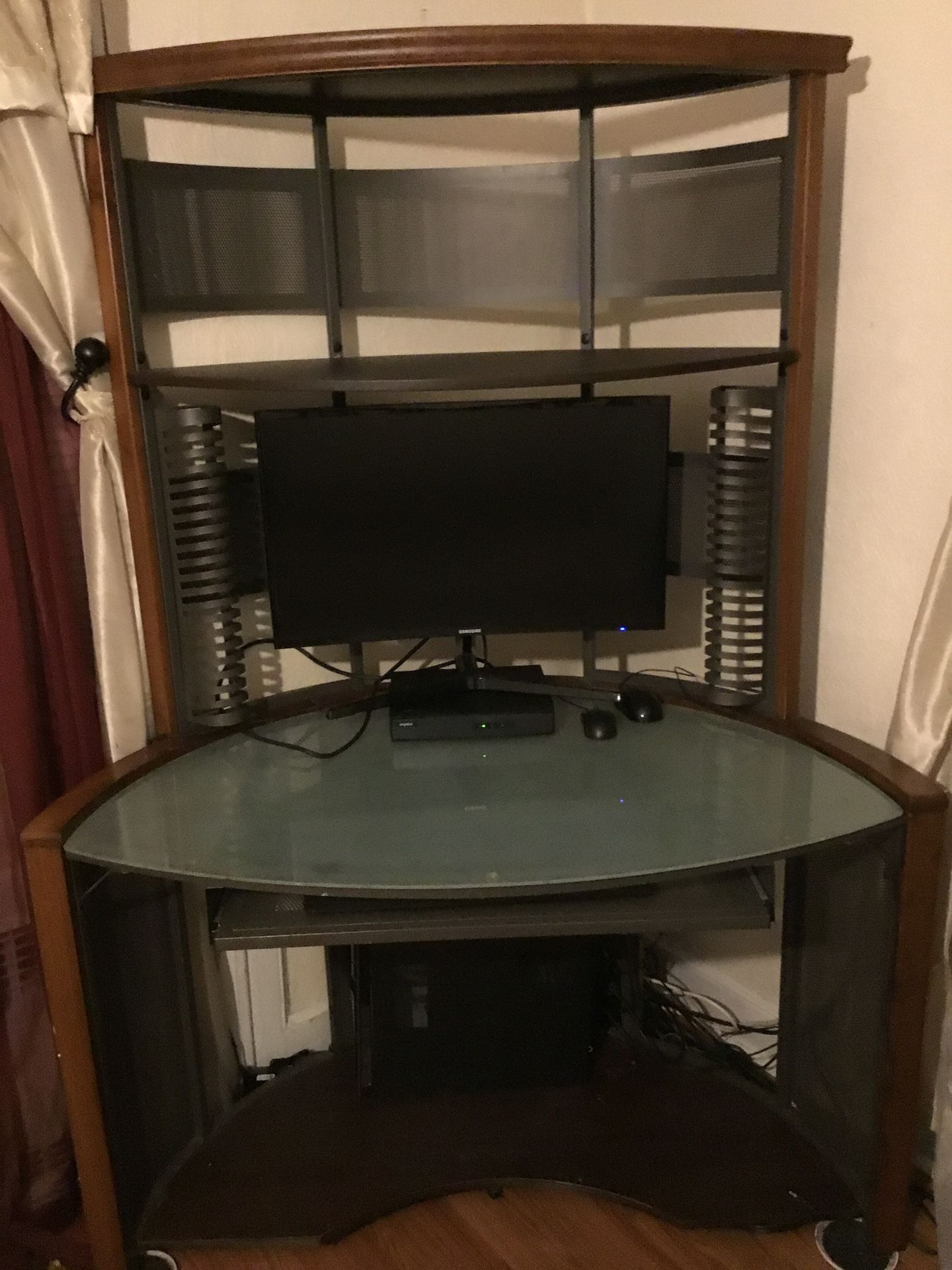Computer Desk/Workstation