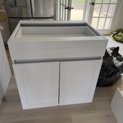 Cabinets (Base And Top)