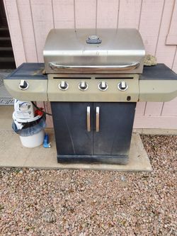 Working BBQ grill.