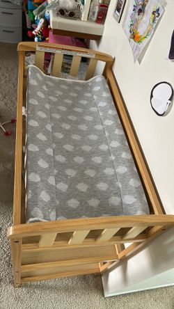 Changing Table’s Mattress