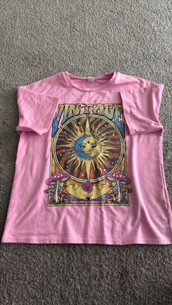 T shirt size 11-12 y