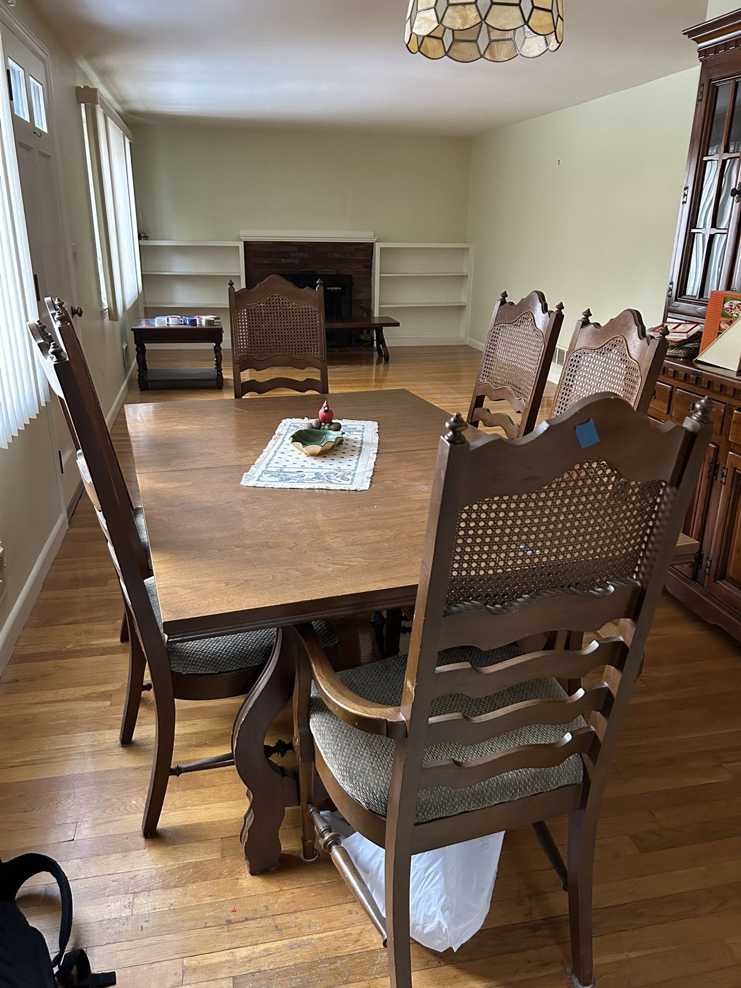 dining table with 6 chairs