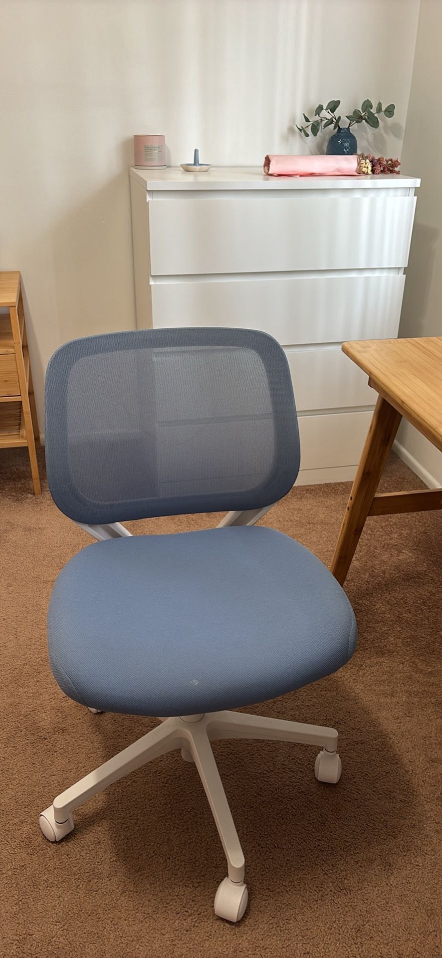 Modern Blue Desk Chair - Great Condition!