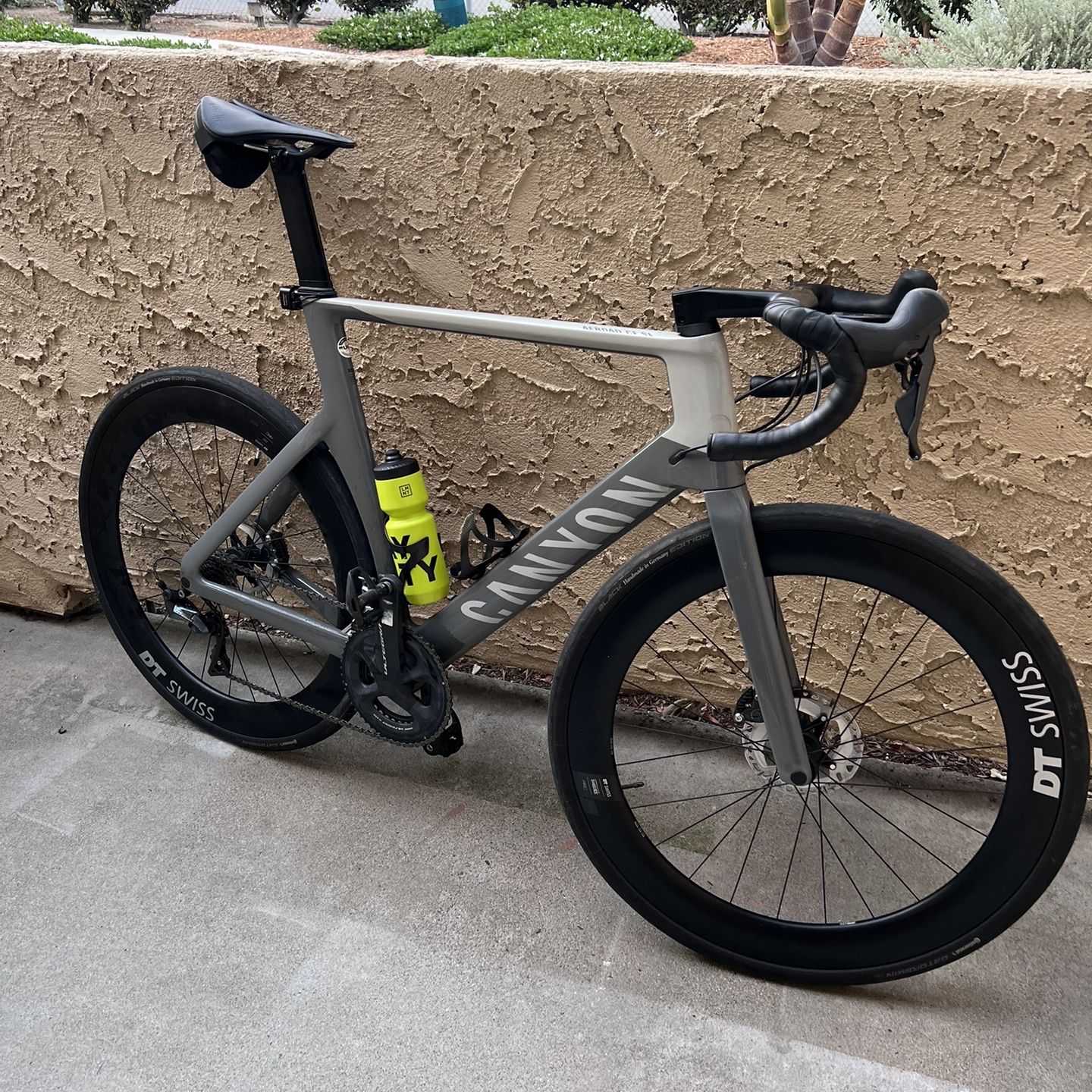 Canyon Aeroad CF SL 8 Disc XL for Sale in Vista, CA - OfferUp