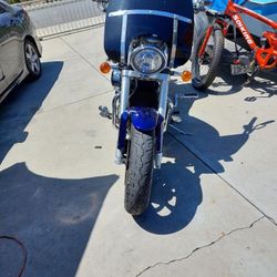 2005 Suzuki Boulevard