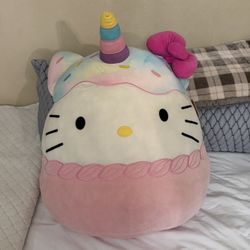 Hello Kitty Squishmallows 