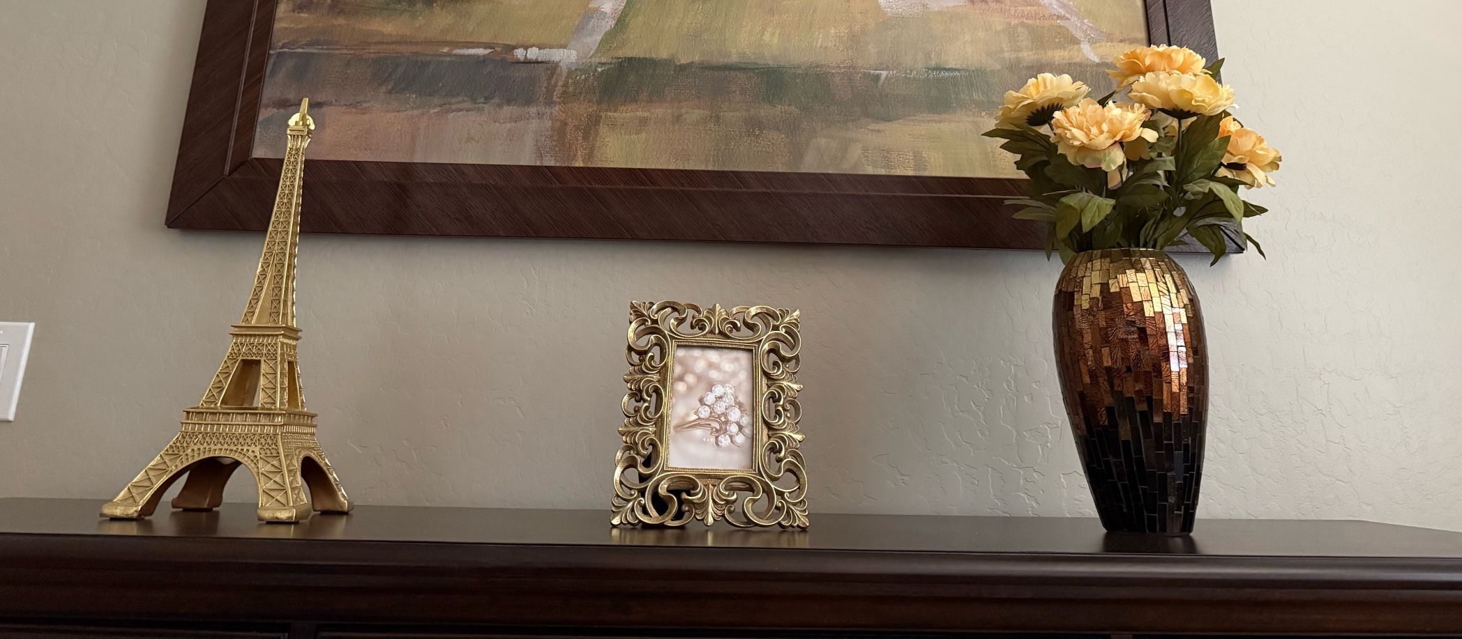 Eiffel Tower Decor Gold 15 Iches$10(set Of 3 Items)