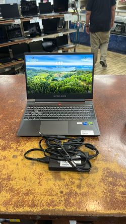 Skytech gaming laptop nlxb 16GB 1TB SSD