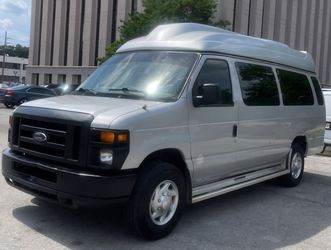 2010 Ford E-250