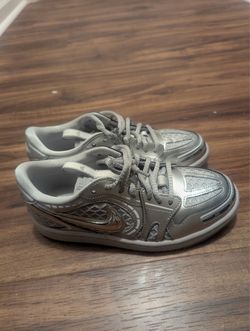 Nike shoes size 6.5 women’s