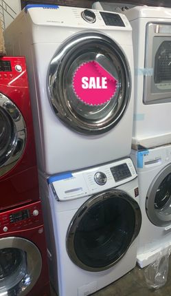 Samsung front load washer and dryer set working perfectly with 4 months warranty