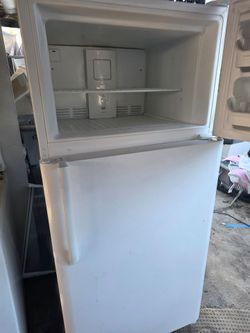 Frigidaire Fridge Apt Size 30 by 66 High