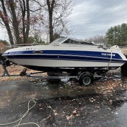 Four Winns 195 Sundowner outboard boat